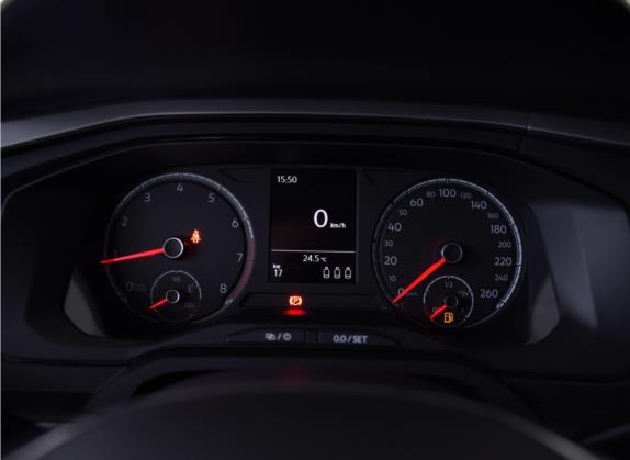 Polo 2021款 Plus 1.5L 手动全景乐享版 中控类   仪表盘
