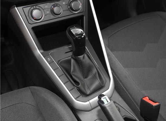 Polo 2023款 Plus 1.5L 自动全景乐享版 中控类   挡把
