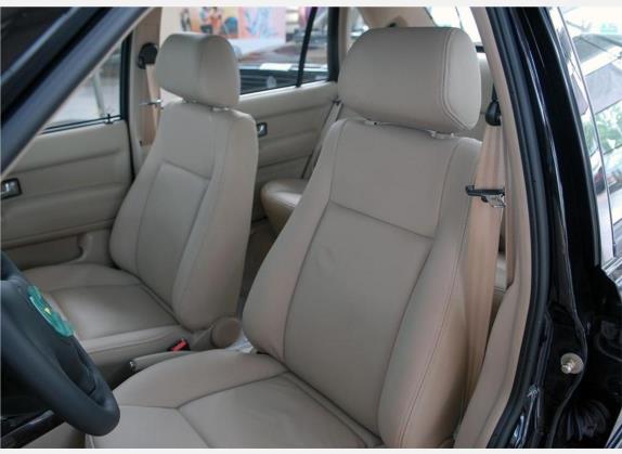 桑塔纳志俊 2006款 2.0L 自动豪华型 车厢座椅   前排空间