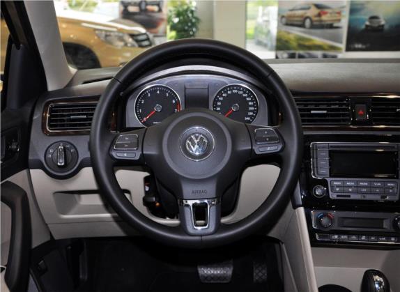 桑塔纳 2013款 1.6L 自动豪华版 中控类   驾驶位
