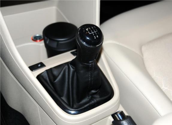 桑塔纳 2013款 1.6L 手动舒适版 中控类   挡把