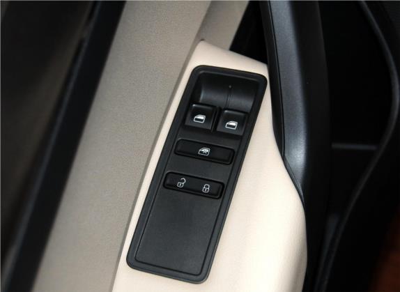 桑塔纳 2013款 1.6L 手动舒适版 车厢座椅   门窗控制