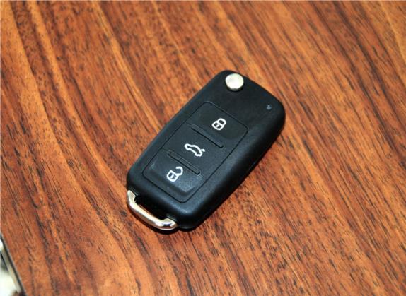 桑塔纳 2013款 1.6L 自动舒适版 其他细节类   钥匙
