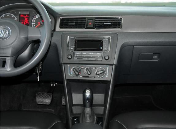 桑塔纳 2015款 1.6L 自动舒适版 中控类   中控台