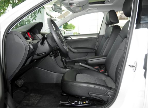 桑塔纳 2015款 1.6L 自动舒适版 车厢座椅   前排空间