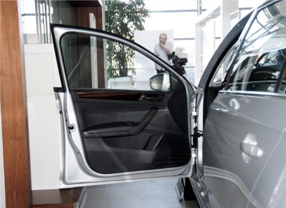 桑塔纳 2015款 1.6L 自动豪华版 车厢座椅   前门板