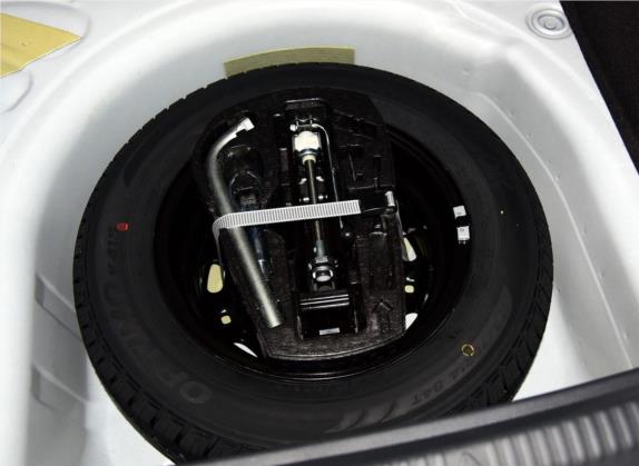 桑塔纳 2015款 浩纳 1.6L 手动风尚型 其他细节类   备胎