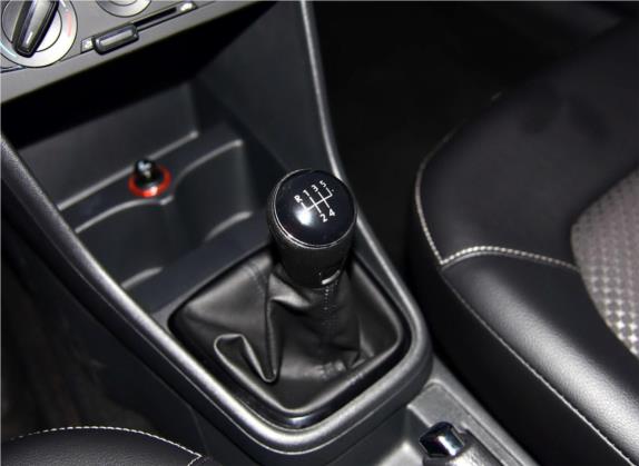 桑塔纳 2015款 浩纳 1.6L 手动舒适型 中控类   挡把