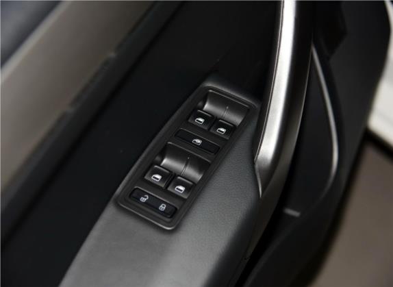 桑塔纳 2015款 浩纳 1.6L 手动舒适型 车厢座椅   门窗控制