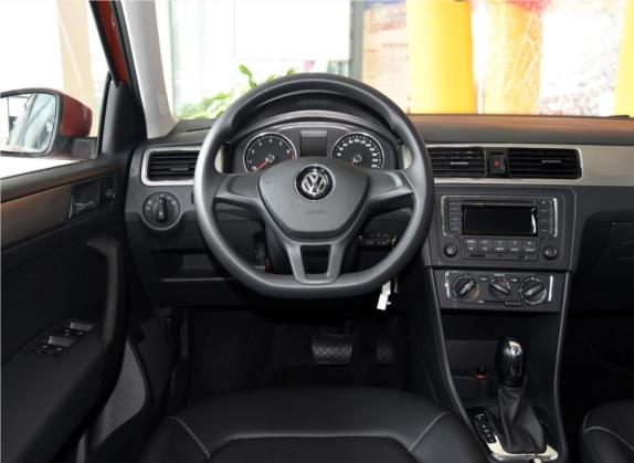 桑塔纳 2015款 浩纳 1.6L 自动舒适型 中控类   驾驶位