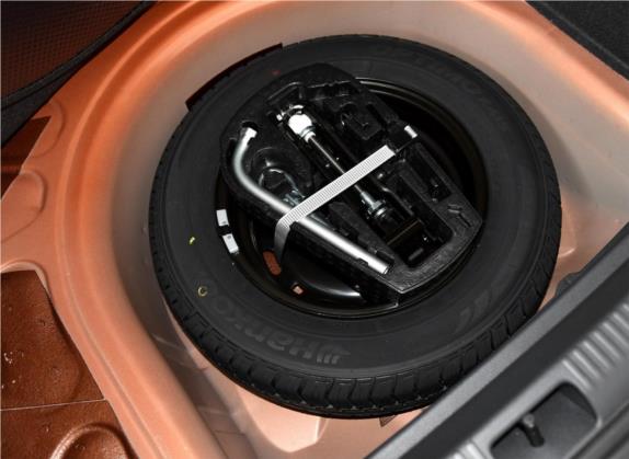 桑塔纳 2015款 浩纳 1.6L 自动舒适型 其他细节类   备胎