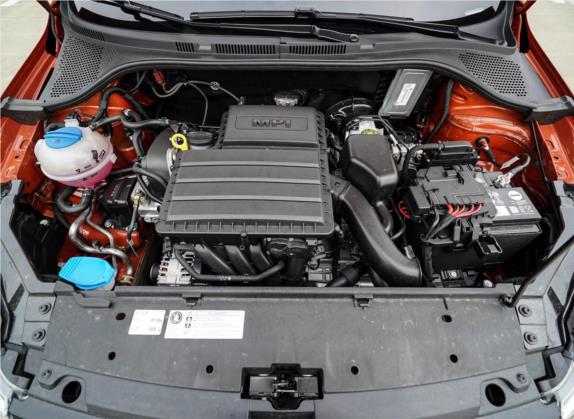 桑塔纳 2015款 浩纳 1.6L 自动豪华型 其他细节类   发动机舱