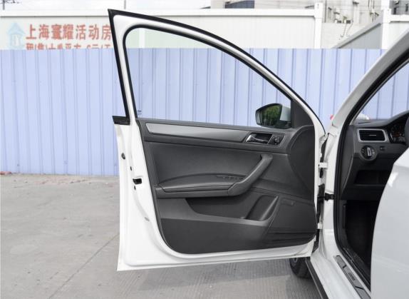 桑塔纳 2016款 Cross 1.6L 自动舒适型 车厢座椅   前门板