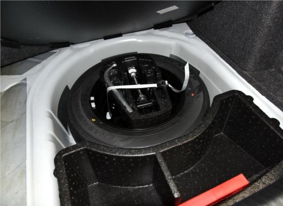 桑塔纳 2016款 1.6L 自动风尚版 其他细节类   备胎