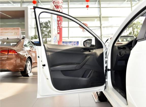 桑塔纳 2016款 1.6L 自动风尚版 车厢座椅   前门板
