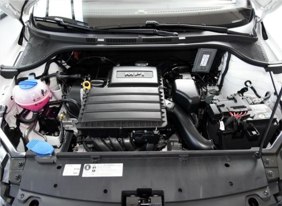 桑塔纳 2016款 1.6L 手动舒适版 其他细节类   发动机舱