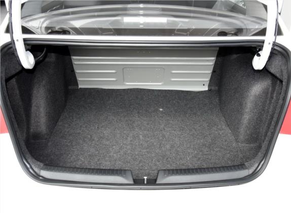 桑塔纳 2016款 1.6L 手动舒适版 车厢座椅   后备厢