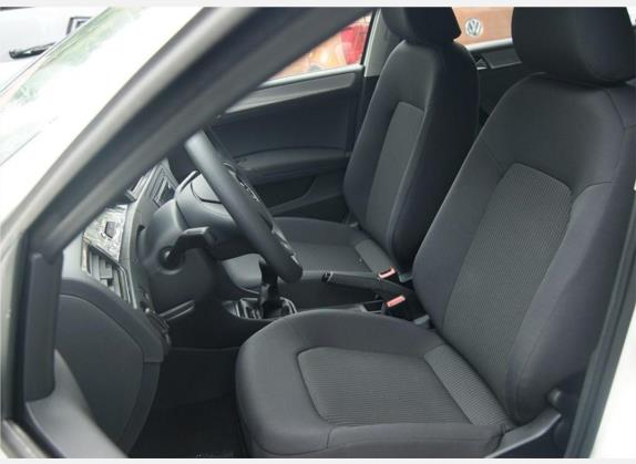 桑塔纳 2016款 Cross 1.6L 手动风尚型 车厢座椅   前排空间
