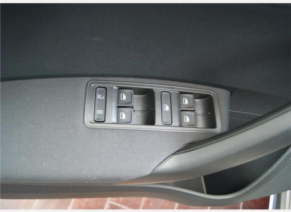 桑塔纳 2016款 Cross 1.6L 手动风尚型 车厢座椅   门窗控制