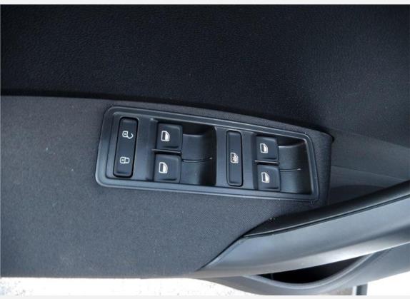桑塔纳 2016款 Cross 1.6L 自动风尚型 车厢座椅   门窗控制
