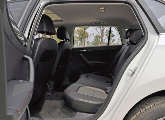 桑塔纳 2017款 浩纳 1.6L 自动豪华版 车厢座椅   后排空间