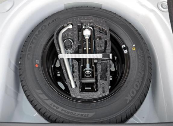 桑塔纳 2017款 Cross 1.6L 自动风尚型 其他细节类   备胎
