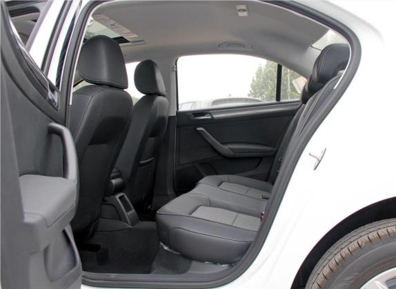 桑塔纳 2018款 1.5L 手动舒适版 车厢座椅   后排空间