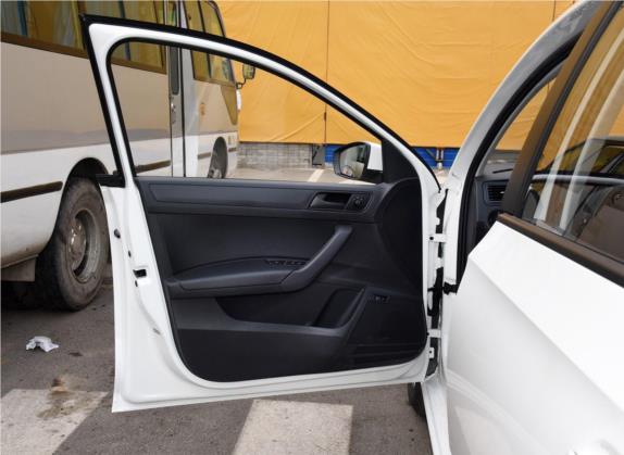 桑塔纳 2019款 1.5L 自动风尚版 国V 车厢座椅   前门板