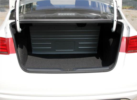 桑塔纳 2019款 1.5L 自动风尚版 国VI 车厢座椅   后备厢