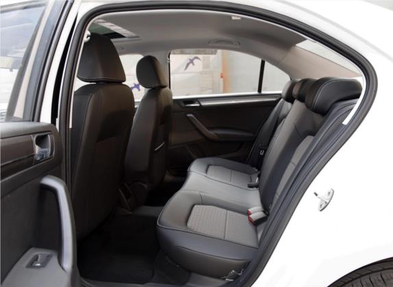 桑塔纳 2019款 1.5L 自动舒适版 国V 车厢座椅   后排空间