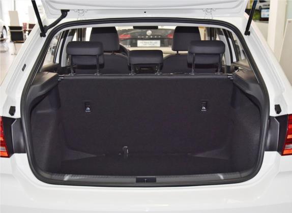 桑塔纳 2019款 浩纳 1.5L 自动风尚版 国V 车厢座椅   后备厢
