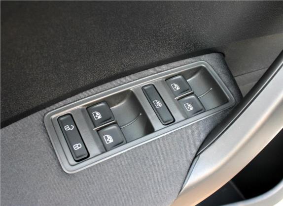 桑塔纳 2019款 浩纳 1.5L 自动风尚版 国VI 车厢座椅   门窗控制