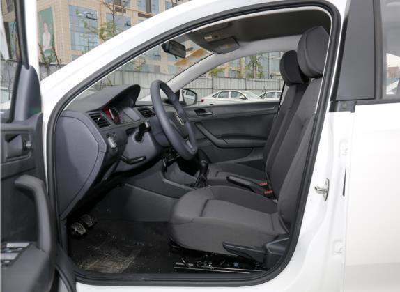 桑塔纳 2021款 1.5L 手动风尚版 车厢座椅   前排空间