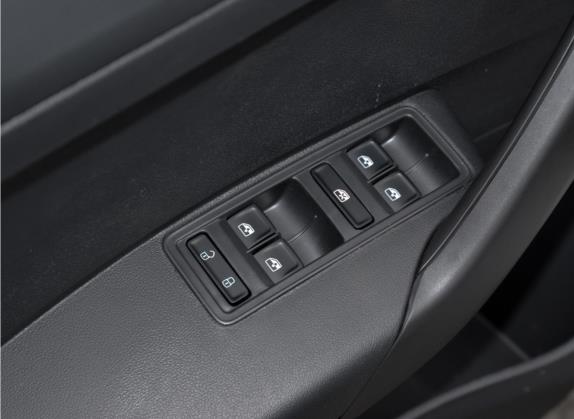 桑塔纳 2021款 1.5L 自动风尚版 车厢座椅   门窗控制