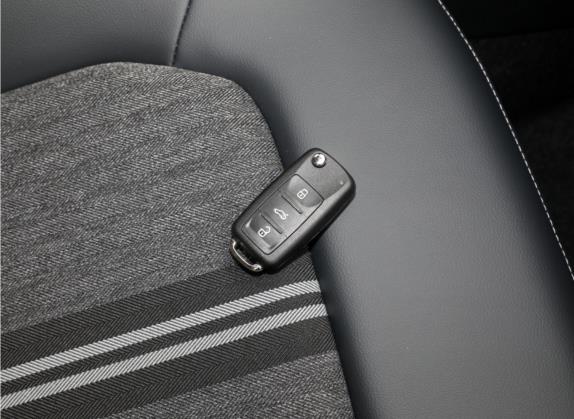 桑塔纳 2021款 1.5L 手动舒适版 其他细节类   钥匙