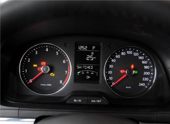 朗行 2013款 1.4TSI 自动豪华型 中控类   仪表盘