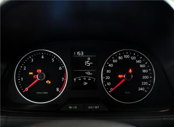 朗行 2013款 1.4TSI 手动舒适型 中控类   仪表盘
