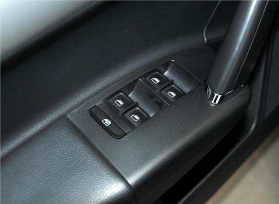 朗行 2013款 1.4TSI 手动舒适型 车厢座椅   门窗控制