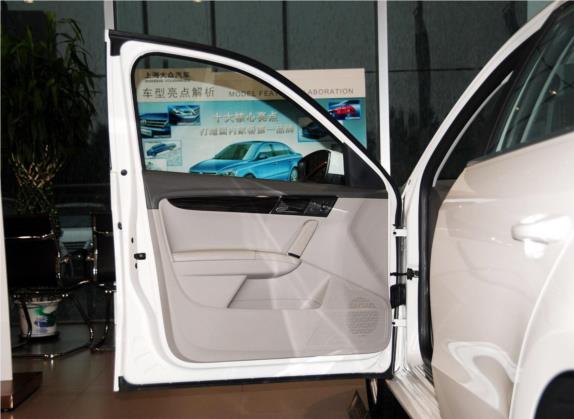 朗行 2013款 1.4TSI 手动豪华型 车厢座椅   前门板