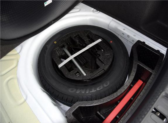 朗行 2015款 1.6L 手动舒适版 其他细节类   备胎