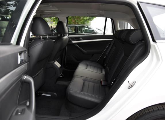 朗行 2017款 180TSI DSG舒适版 车厢座椅   后排空间