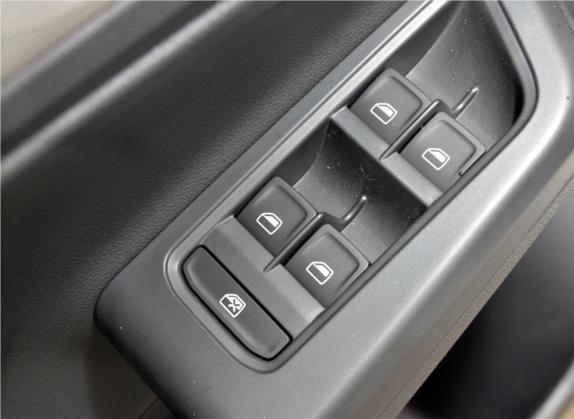 朗行 2017款 230TSI DSG舒适版 车厢座椅   门窗控制
