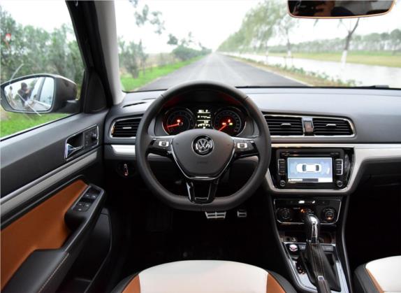 朗境 2016款 230TSI DSG豪华版 中控类   驾驶位