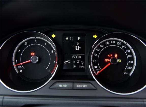 朗境 2016款 230TSI DSG豪华版 中控类   仪表盘