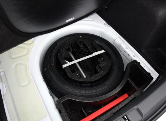 朗境 2016款 230TSI DSG舒适版 其他细节类   备胎