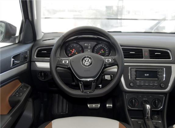 朗境 2016款 1.6L 自动舒适版 中控类   驾驶位