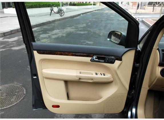 途安 2008款 1.8T 智尊版自动5座 车厢座椅   前门板