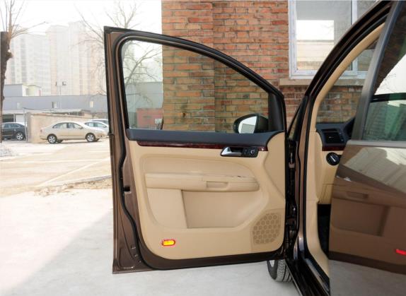 途安 2013款 1.4T DSG璀璨版5座 车厢座椅   前门板