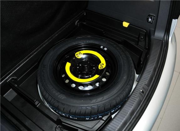 途安 2013款 1.4T DSG舒适版5座 其他细节类   备胎