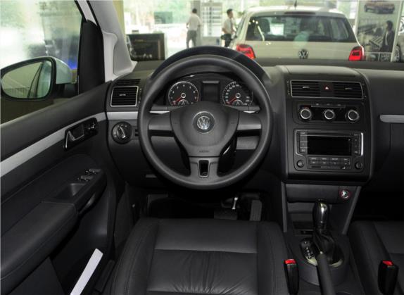 途安 2015款 1.4T DSG舒适版5座 中控类   驾驶位